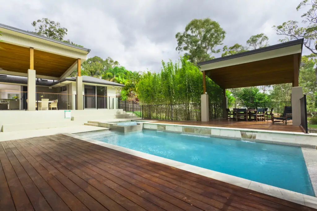 Modern,Backyard,With,Entertaining,Area,And,Pool,In,Stylish,Australian