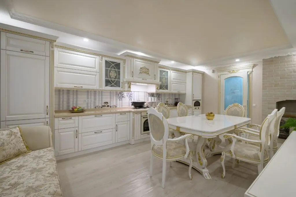 Interior,Renovation,Showcase,Of,Rich,Classic,White,Kitchen