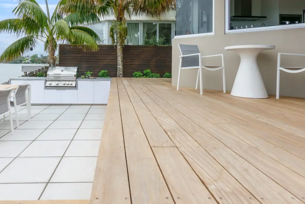 New,Outdoor,Deck,And,Entertaining,Area,Design,On,Coastal,Frontage.